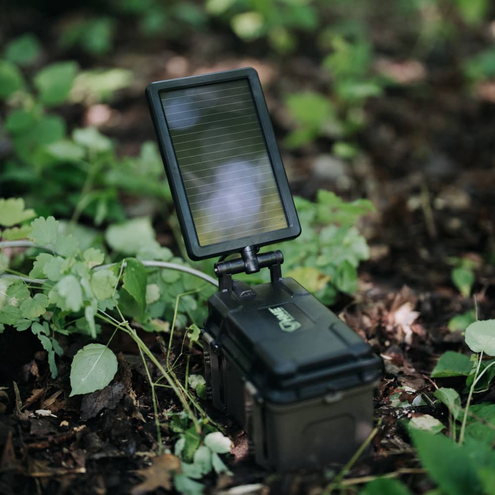 HUNTING MADE EASY BATTERIE 12V AVEC PANNEAU SOLAIRE image 1